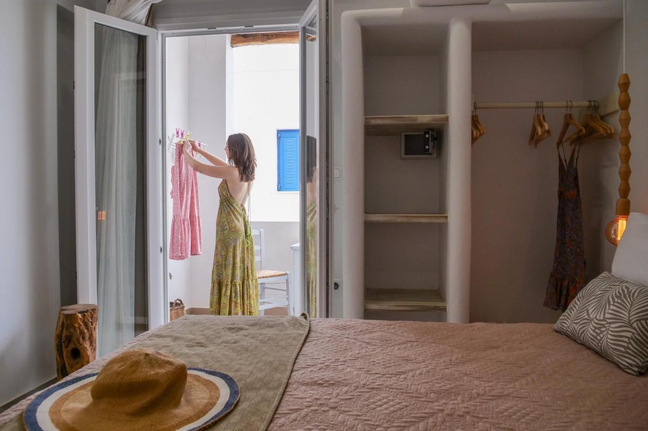 Theodora Luxury Studios Naxos City ภายนอก รูปภาพ
