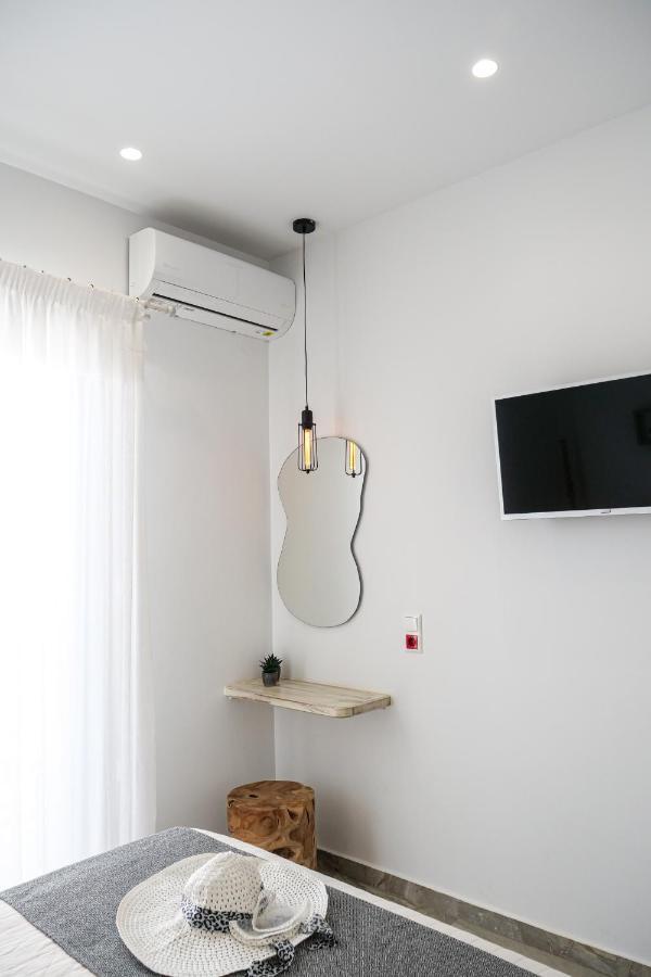 Theodora Luxury Studios Naxos City ภายนอก รูปภาพ