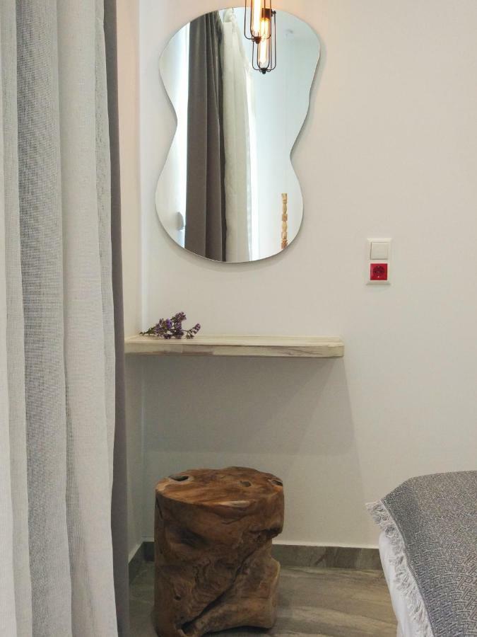 Theodora Luxury Studios Naxos City ภายนอก รูปภาพ