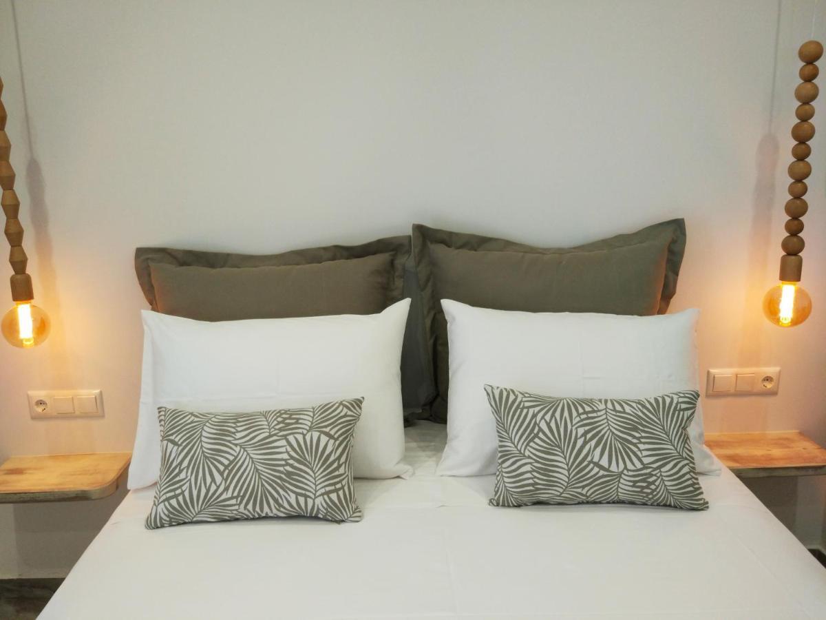 Theodora Luxury Studios Naxos City ภายนอก รูปภาพ