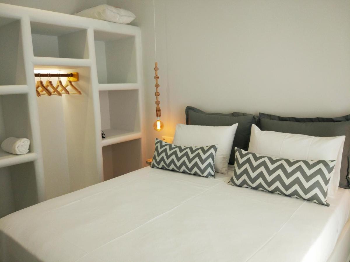 Theodora Luxury Studios Naxos City ภายนอก รูปภาพ