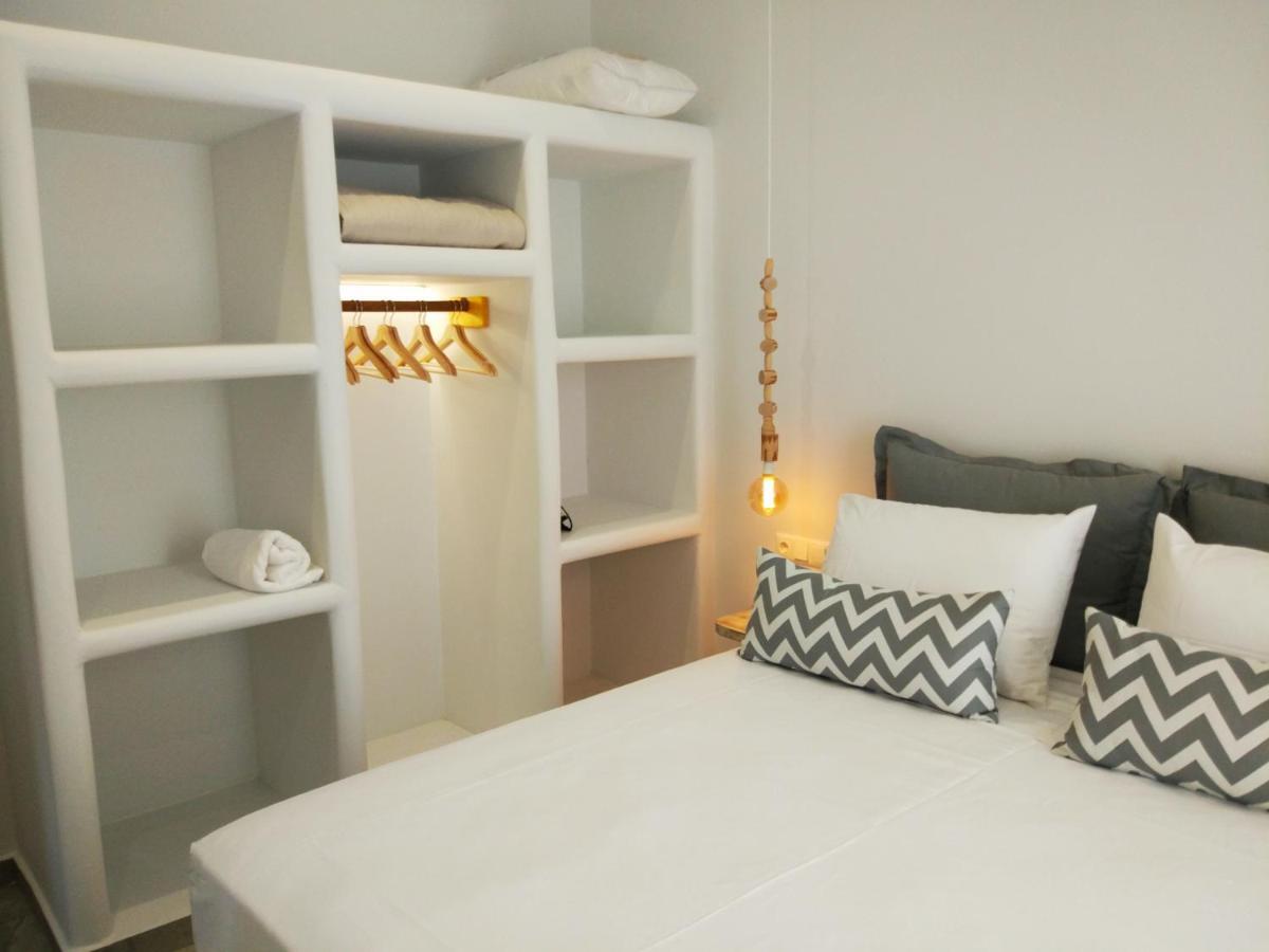 Theodora Luxury Studios Naxos City ภายนอก รูปภาพ